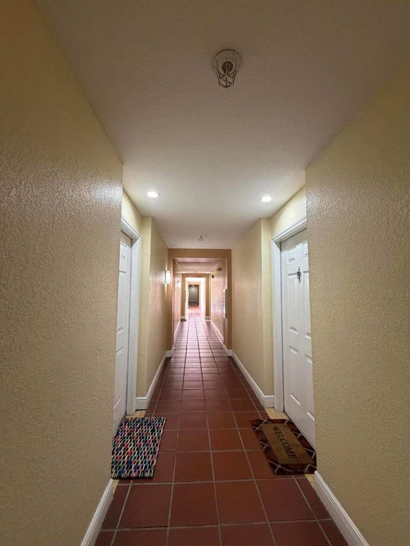 630 S SAPODILLA Avenue # 323, West Palm Beach FL 33401