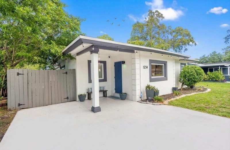 1234 NW 7th Avenue, Fort Lauderdale FL 33311