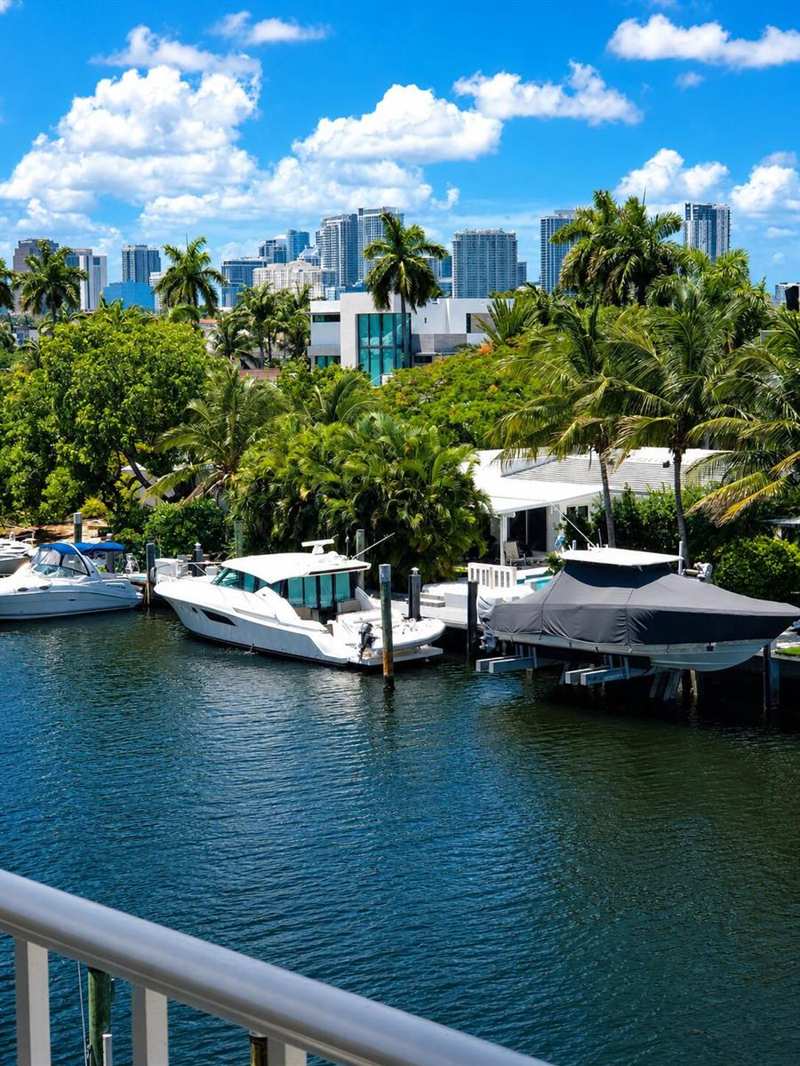 1777 SE 15TH Street # 419, Fort Lauderdale FL 33316