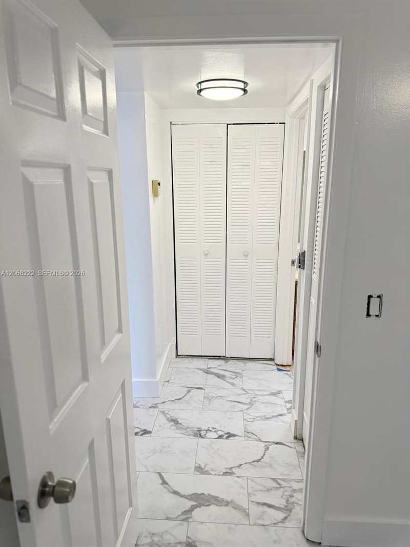 3526 Whitehall Dr # 302, West Palm Beach FL 33401