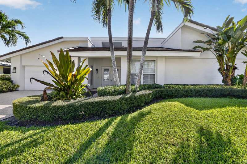 625 LAKEWOODE Circle W, Delray Beach FL 33445
