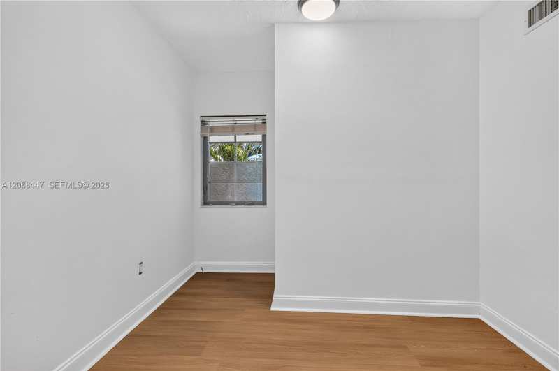 1341 Meridian Ave # 202, Miami Beach FL 33139