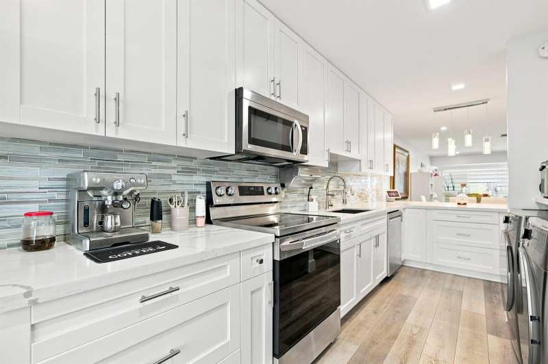 2400 Malayan Drive # D, Delray Beach FL 33445