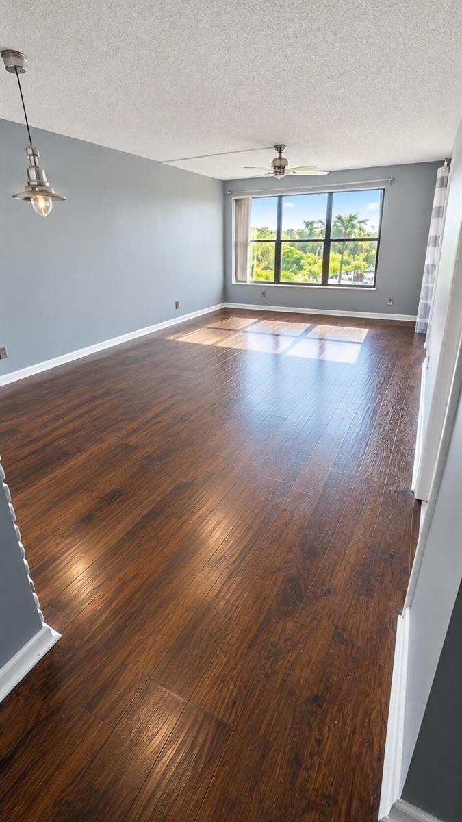 2320 S CYPRESS BEND Drive # 401, Pompano Beach FL 33069