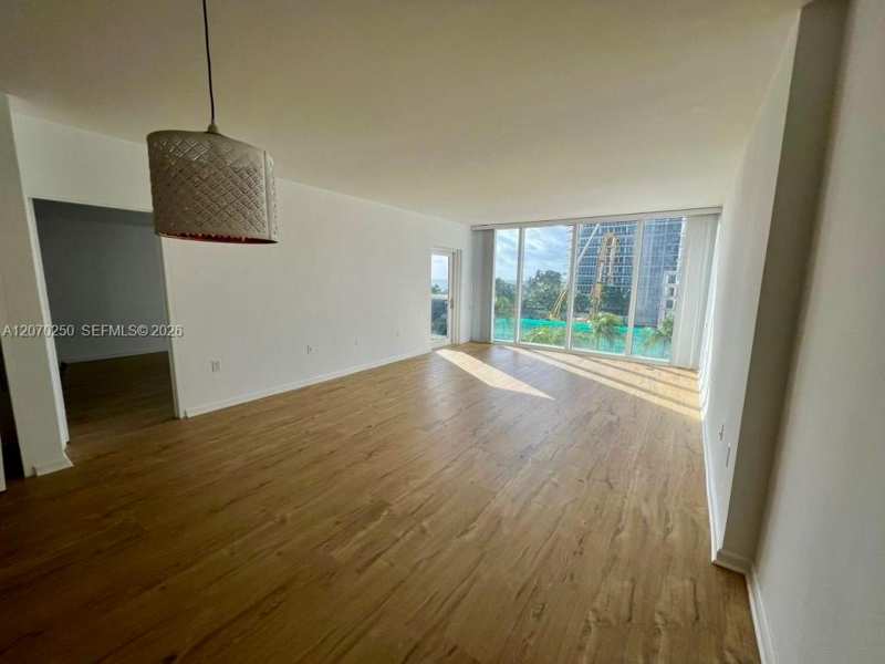 10275 Collins Ave # 415, Bal Harbour FL 33154