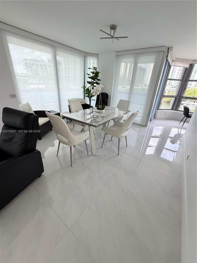 3500 Mystic Pointe Dr # 405, Aventura FL 33180