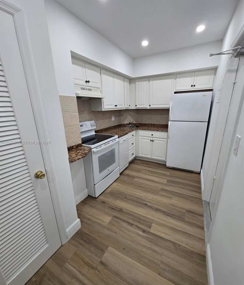 2424 SE 17th Cswy # 110B, Fort Lauderdale FL 33316
