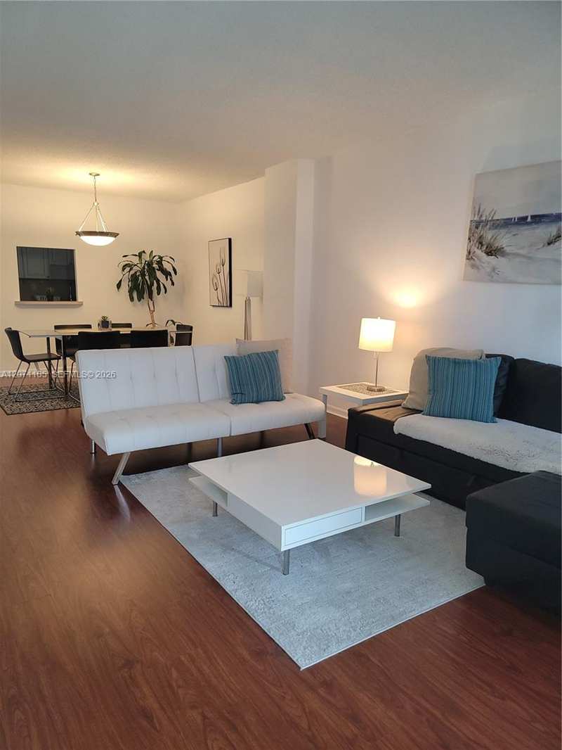 19380 Collins Ave # 1207, Sunny Isles Beach FL 33160