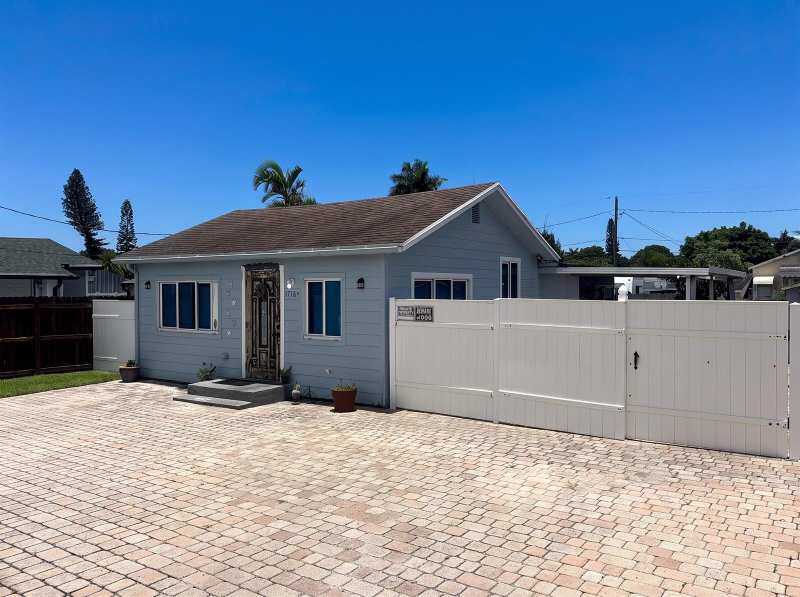 3718 COCONUT Road # A, Palm Springs FL 33461
