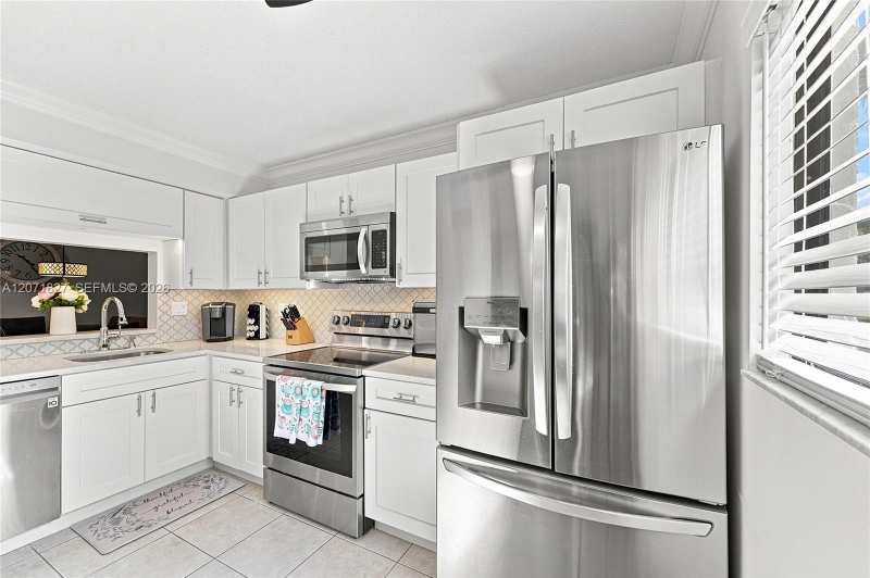 15234 Lakes Of Delray Blvd # 250, Delray Beach FL 33484