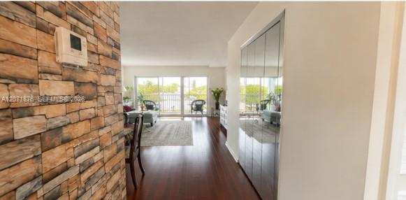 215 SE 3rd Ave # 308C, Hallandale Beach FL 33009
