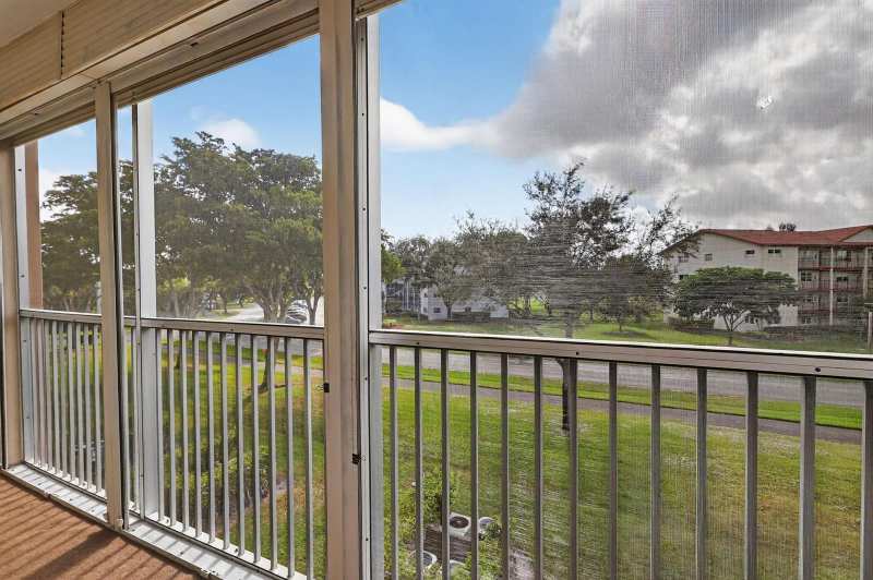 12750 SW 4TH Court # 307J, Pembroke Pines FL 33027