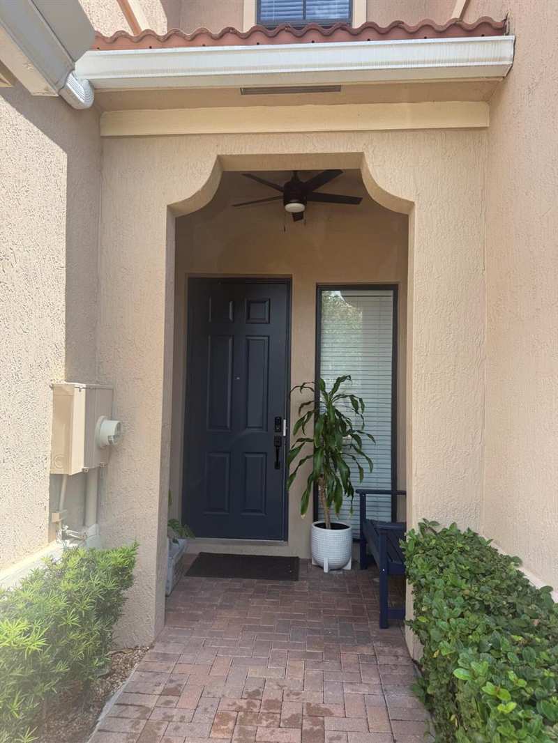 1091 NW 33RD Street, Pompano Beach FL 33064