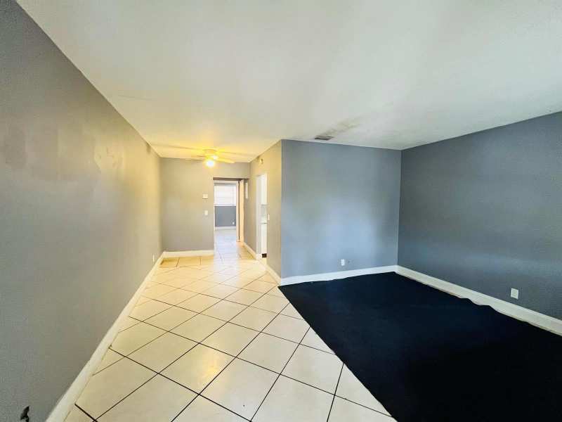 635 SW 20th Court N # 9B, Delray Beach FL 33445