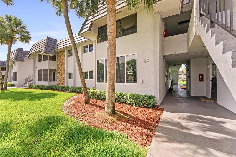 8410 W SAMPLE Road # 110, Coral Springs FL 33065