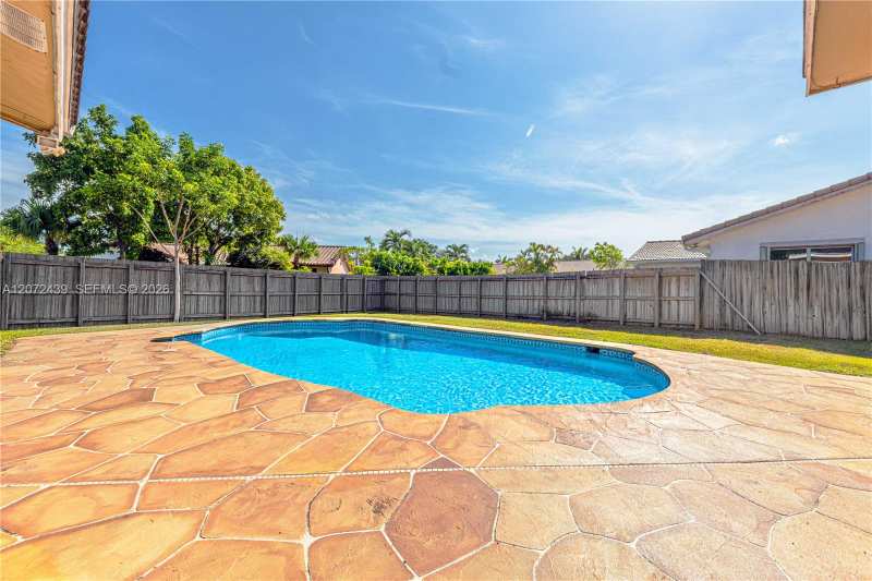 3731 NW 109th Ave, Coral Springs FL 33065