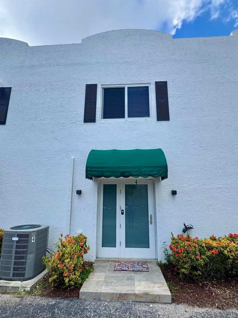 690 SE 23RD Avenue # 4, Pompano Beach FL 33062