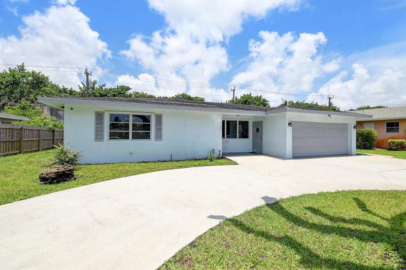 2815 SW 9th Street, Boynton Beach FL 33435