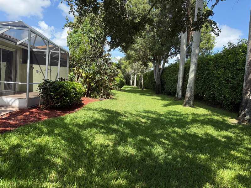10664 Royal Caribbean Circle, Boynton Beach FL 33437