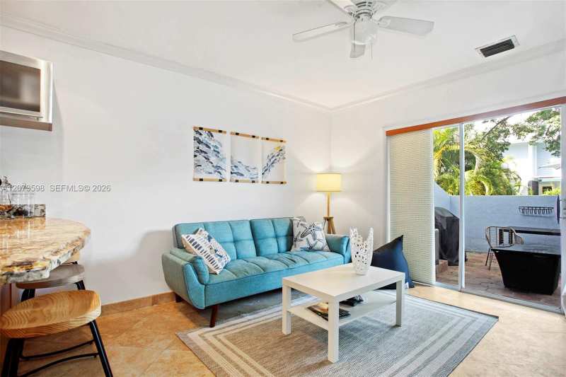 798 Crandon Blvd # C, Key Biscayne FL 33149