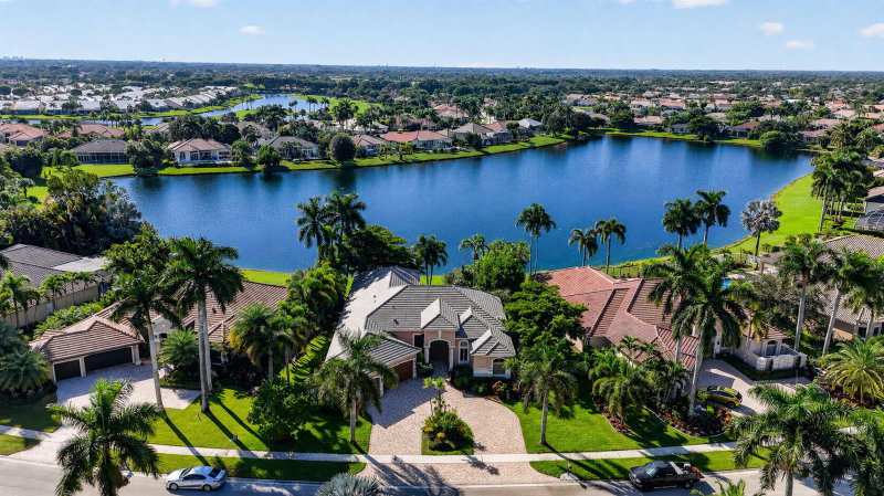 8100 Muirhead Circle, Boynton Beach FL 33472