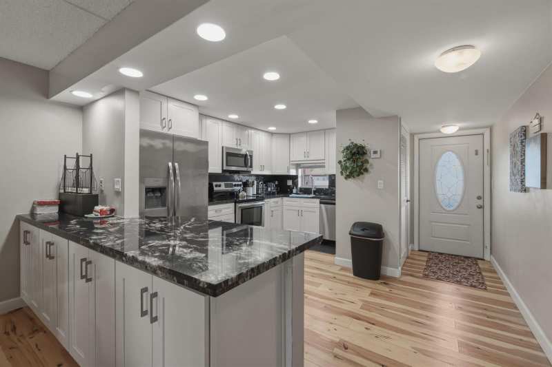 9420 S HOLLYBROOK LAKE Drive # 304, Pembroke Pines FL 33025