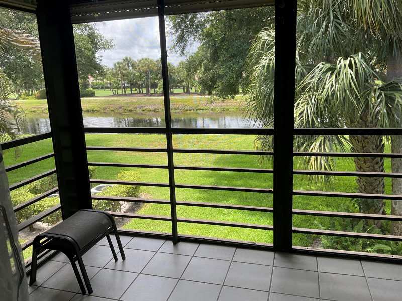 2910 SW 22ND Circle # 212E, Delray Beach FL 33445