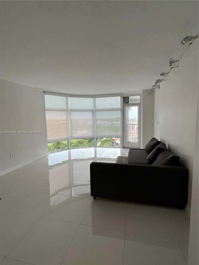 3375 N Country Club Dr # 1408, Aventura FL 33180