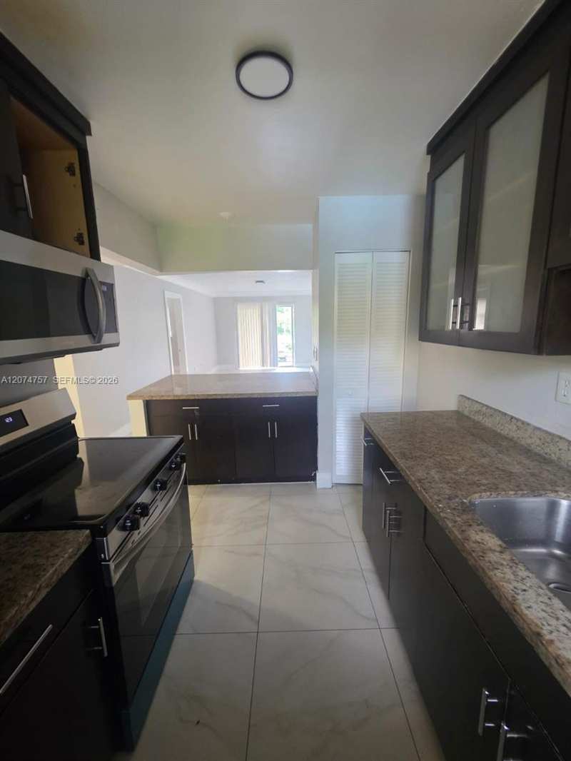 4121 Stirling Rd # 207, Dania Beach FL 33314