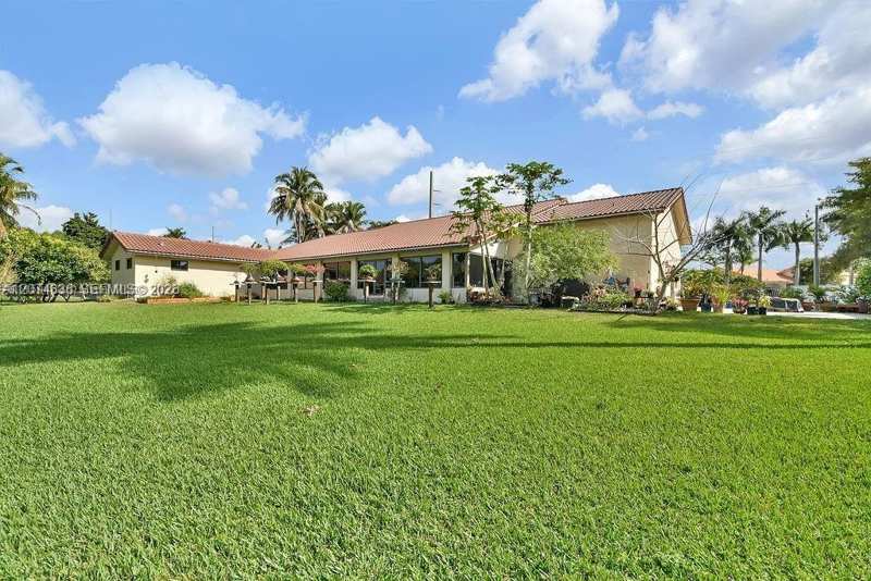 5425 SW 190th Ave, Southwest Ranches FL 33332