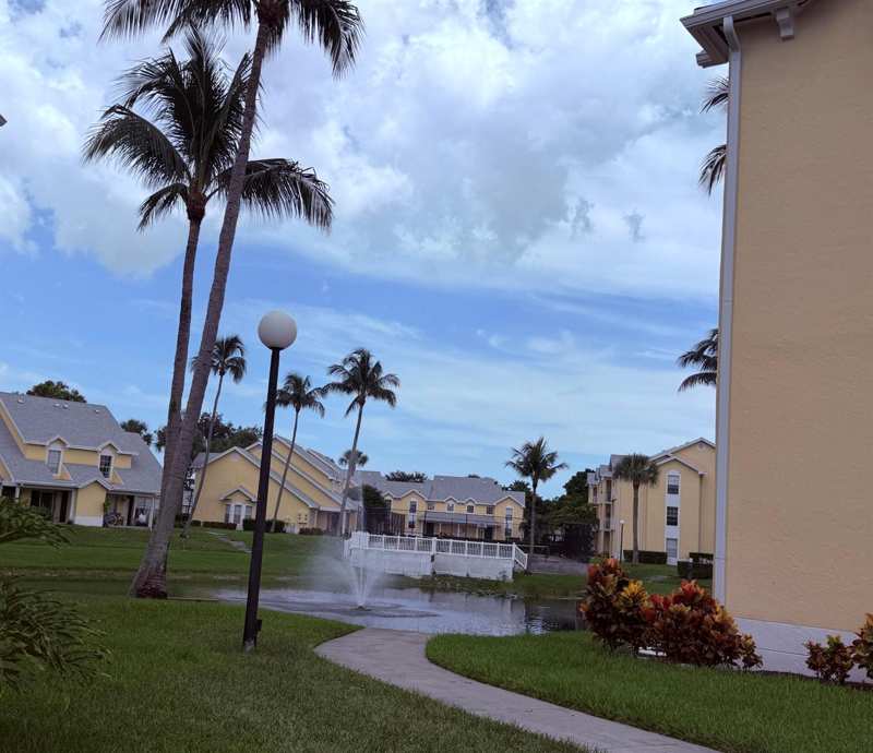 6347 LA COSTA Drive # B, Boca Raton FL 33433