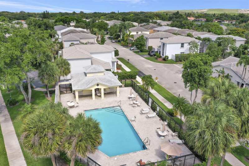 5456 NW 44th Way, Coconut Creek FL 33073