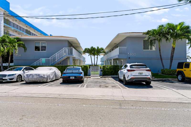 600 N OCEAN Boulevard # 1A, Pompano Beach FL 33062