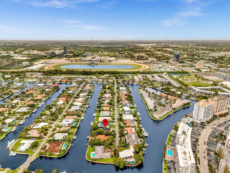 413 Tamarind Dr, Hallandale Beach FL 33009
