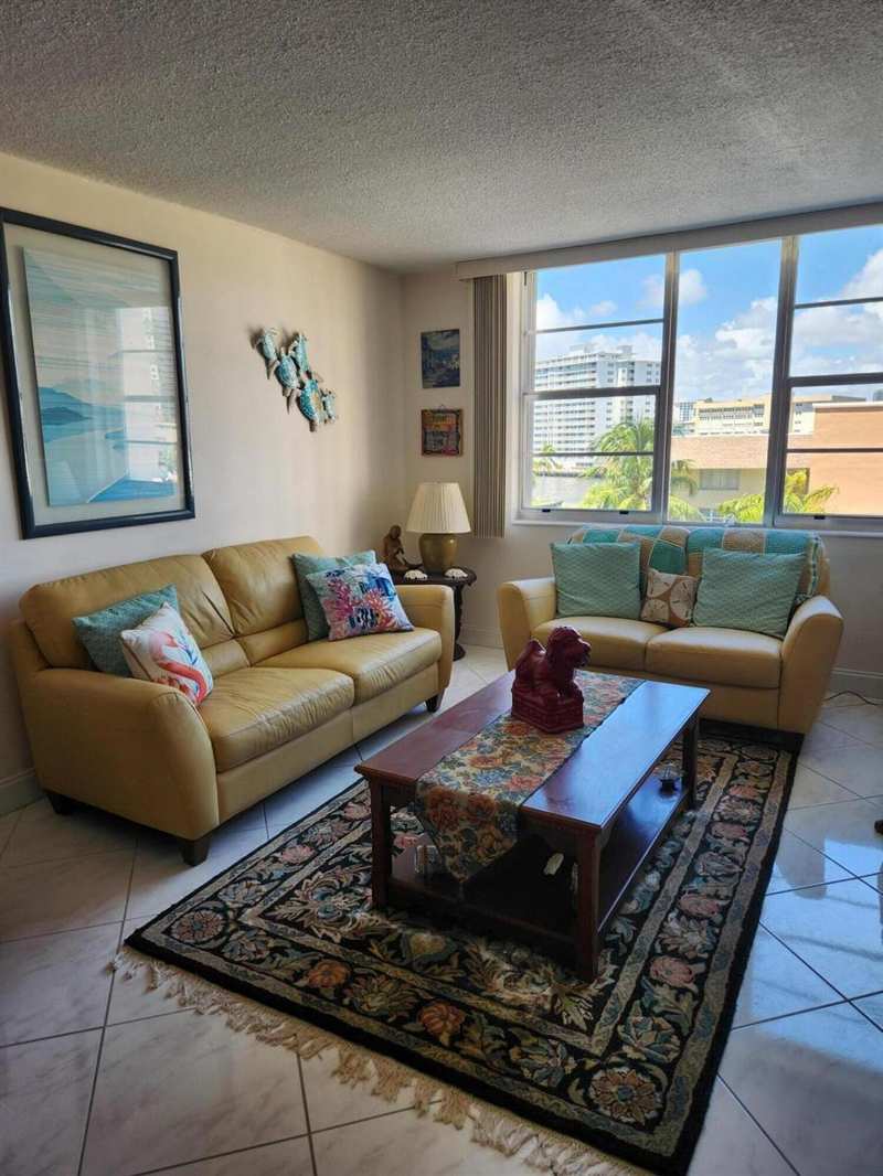 1893 S OCEAN Drive # 511, Hallandale Beach FL 33009