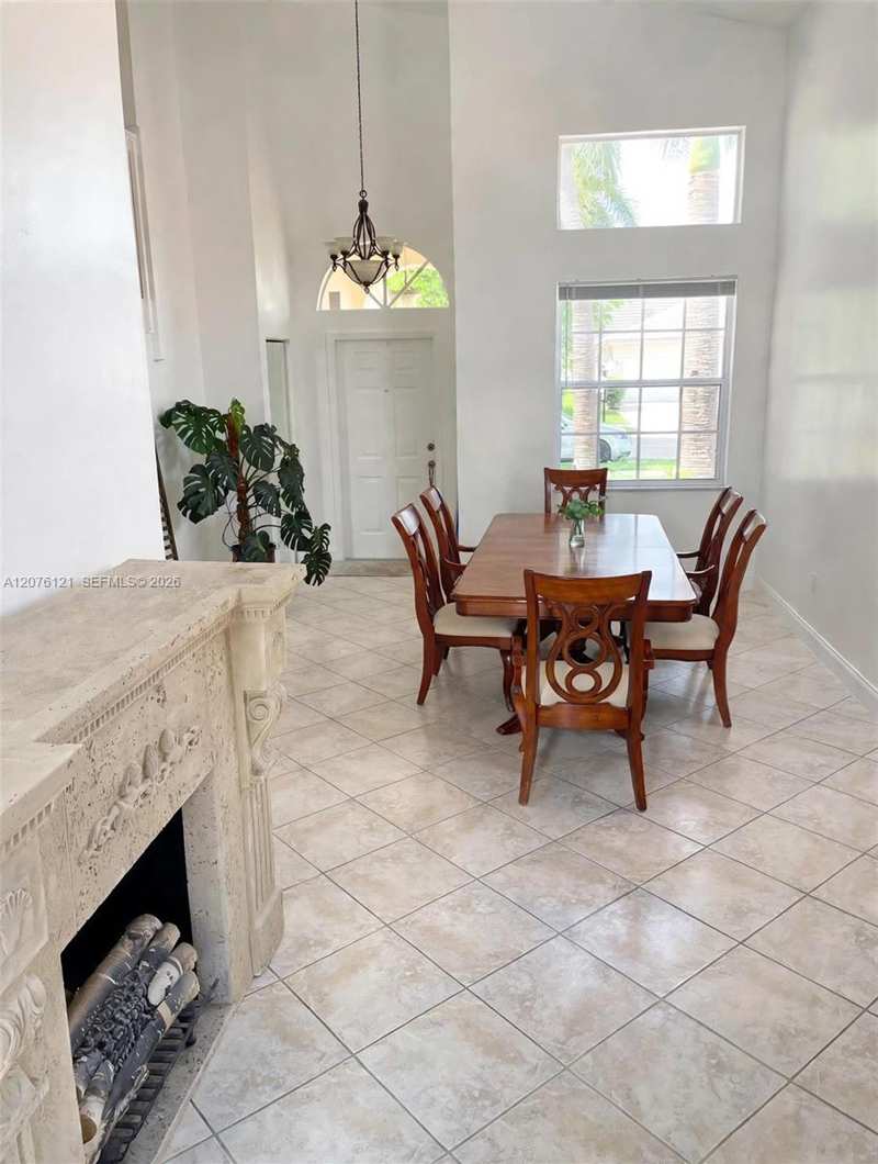 15616 NW 12th Mnr, Pembroke Pines FL 33028