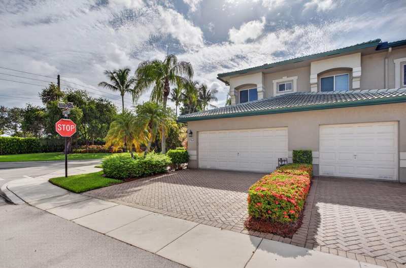 7940 Exeter Circle E # 201, Tamarac FL 33321
