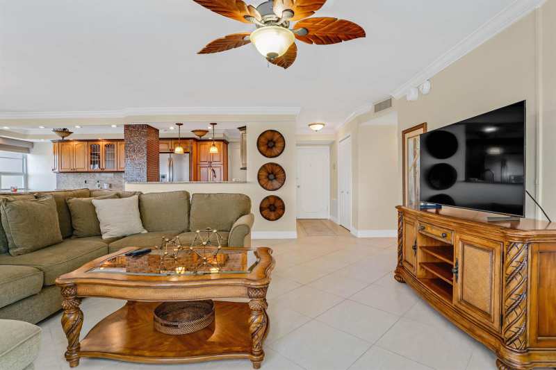 133 N Pompano Beach Boulevard, Pompano Beach FL 33062