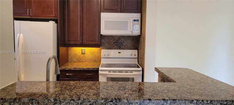 733 Riverside Dr # 1220, Coral Springs FL 33071