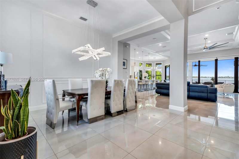 12570 N Parkland Bay Trl, Parkland FL 33076