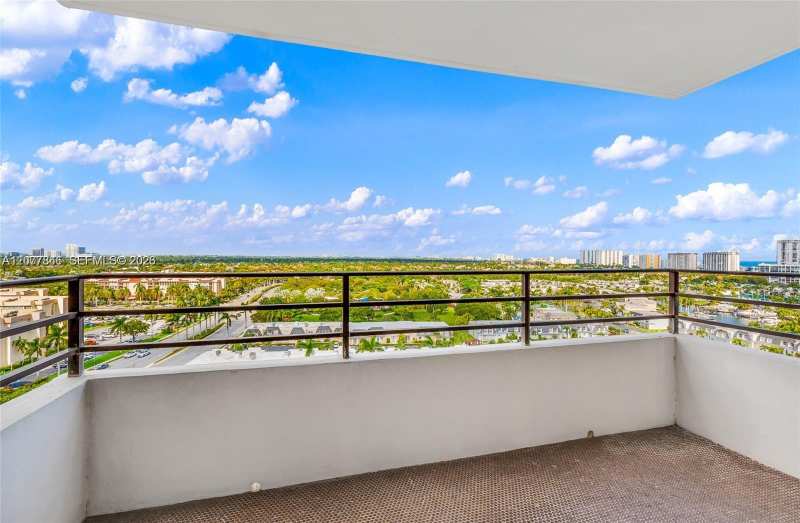 600 Three Islands Blvd # 1102, Hallandale Beach FL 33009