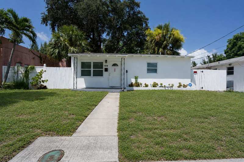 3219 WINDSOR Avenue, West Palm Beach FL 33407
