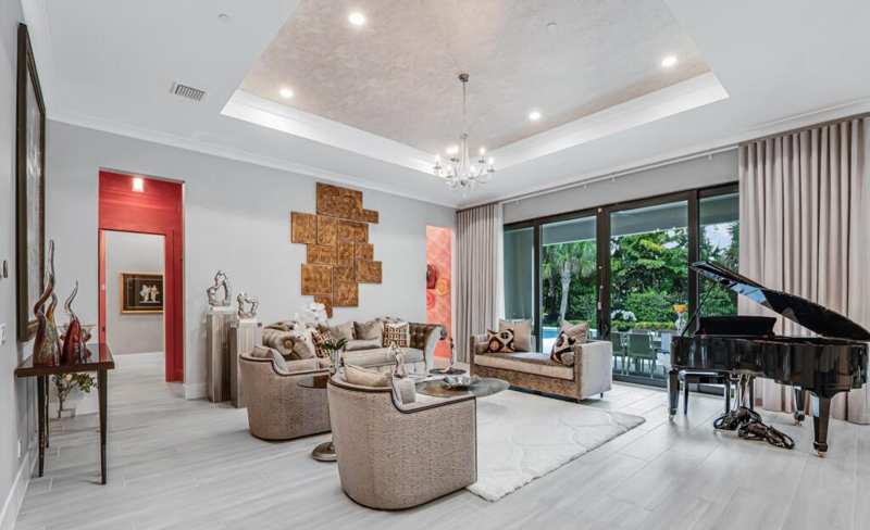 9228 Coral Isles Circle, Palm Beach Gardens FL 33412