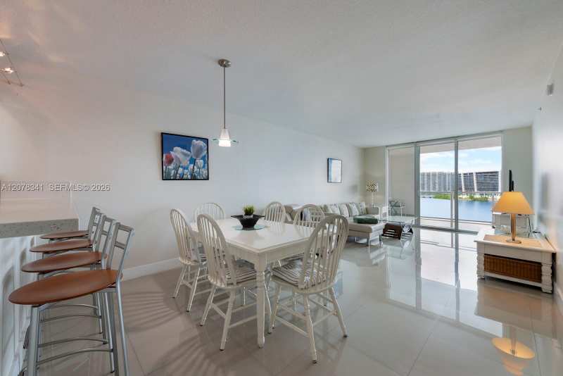 18100 N Bay Rd # 1009, Sunny Isles Beach FL 33160