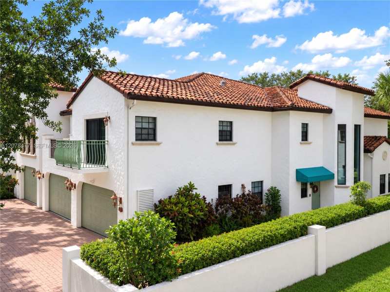 2908 Hidden Harbour Ct # 2908, Dania Beach FL 33312