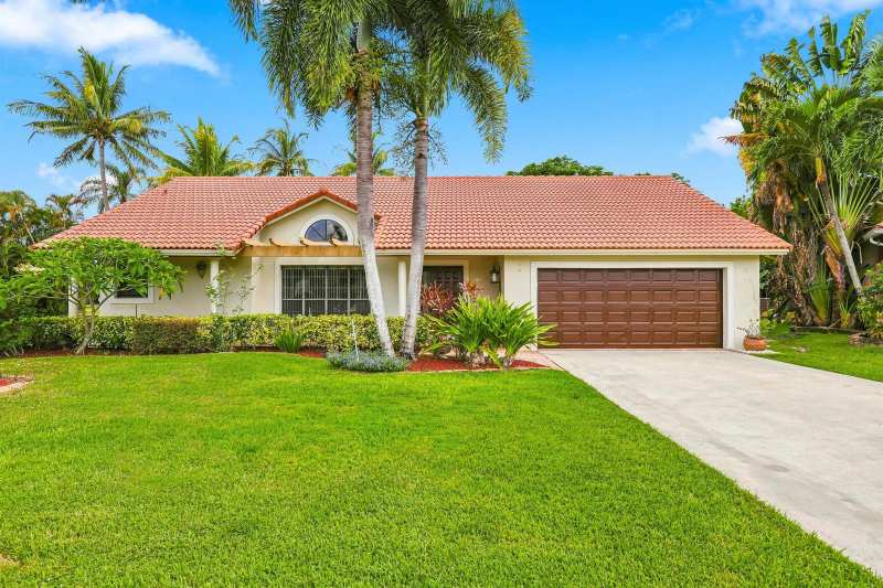 10798 CYPRESS BEND Drive, Boca Raton FL 33498