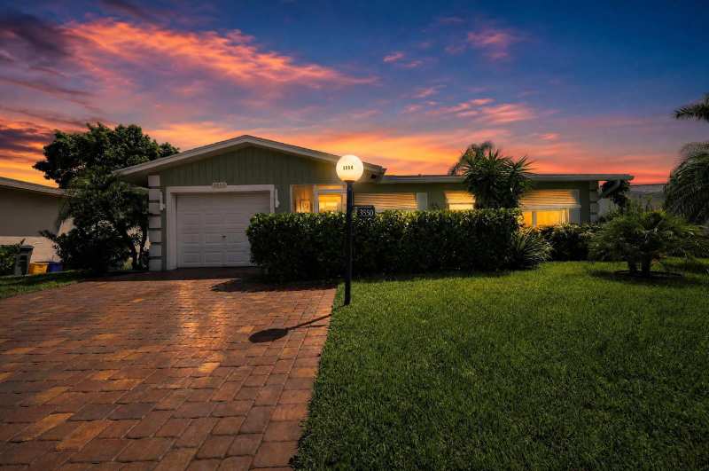 3550 Joseph Drive, West Palm Beach FL 33417