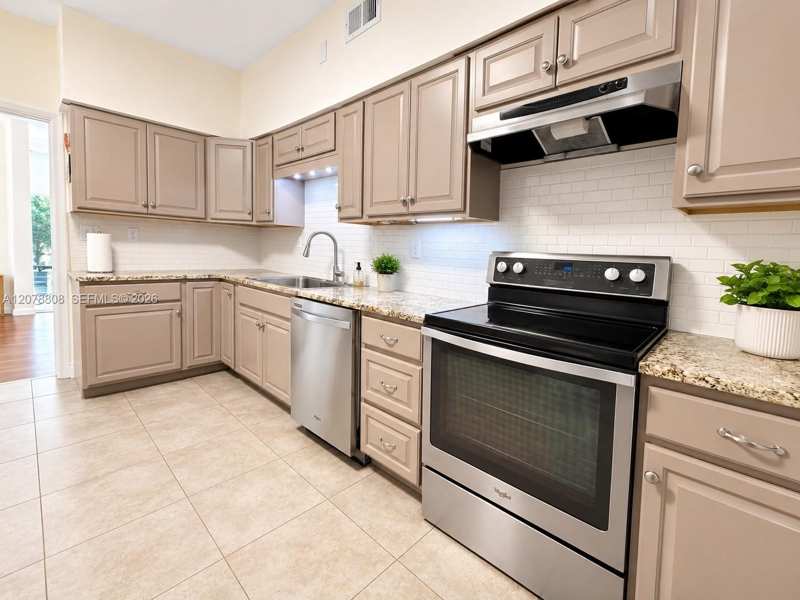 9400 E Bay Harbor Dr # 3, Bay Harbor Islands FL 33154