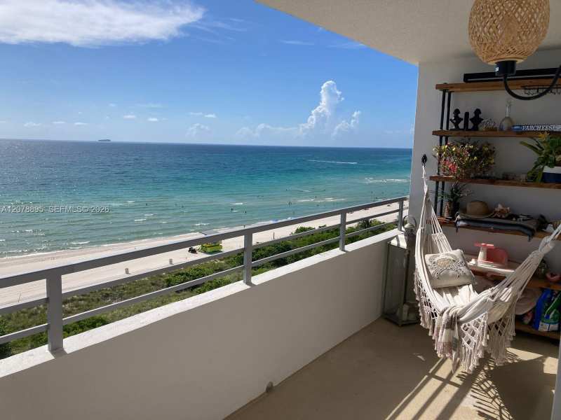 5555 Collins Ave # 10G, Miami Beach FL 33140