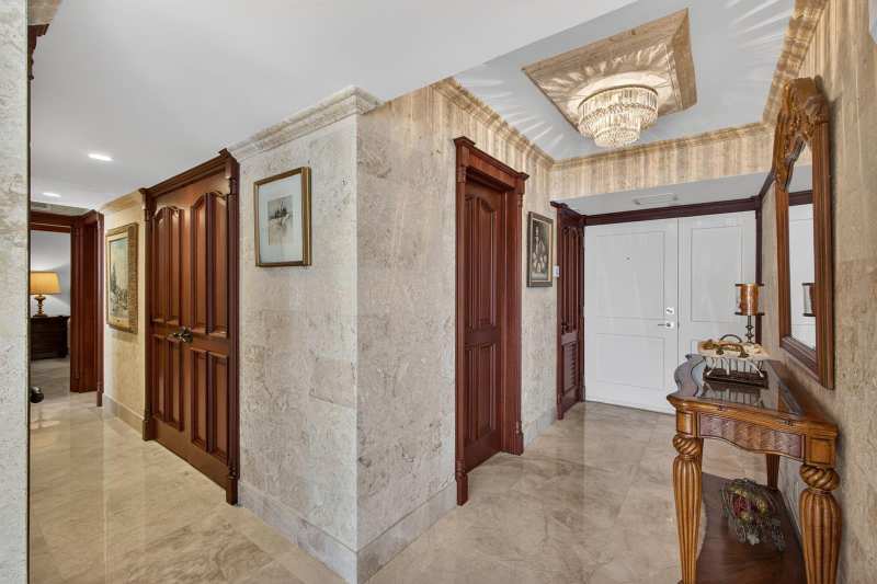 3400 N Ocean Drive ph, West Palm Beach FL 33404